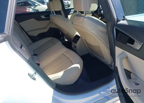 2021 Audi A5 Sportback Premium Plus 45 Tfsi Quattro S Tronic z USA, uszkodzony, nr VIN WAUFACF53MA027010